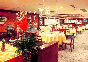 太空开放世界新游《Star Crafter》 3月3日开启抢先体验 